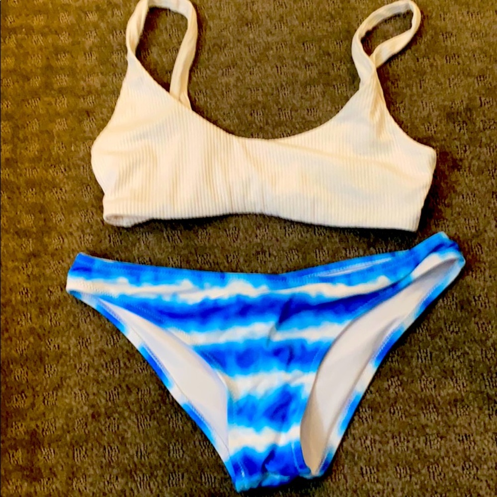Bathing suit